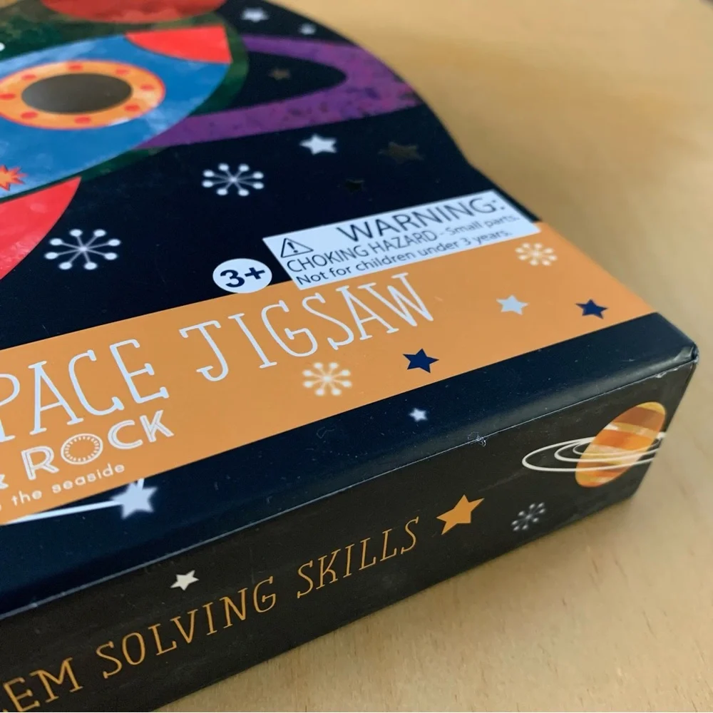 NEW Floss and Rock 40-Piece Jigsaw Floor Puzzle - Rocket In Space